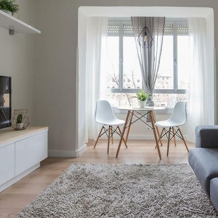 Apartamento Avenida De Colon Con Aire Acondicionado โลโกรโญ ภายนอก รูปภาพ